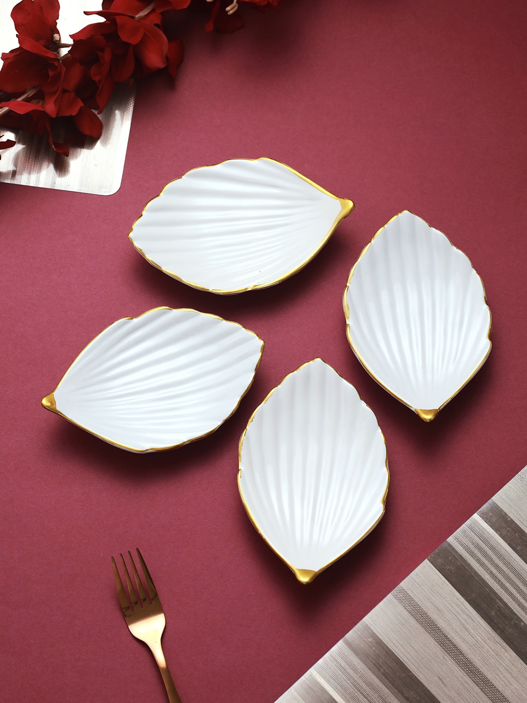 

TIED RIBBONS 4 Pieces Ceramic Leaf Shape Serving Plate - 350 ml each, White
