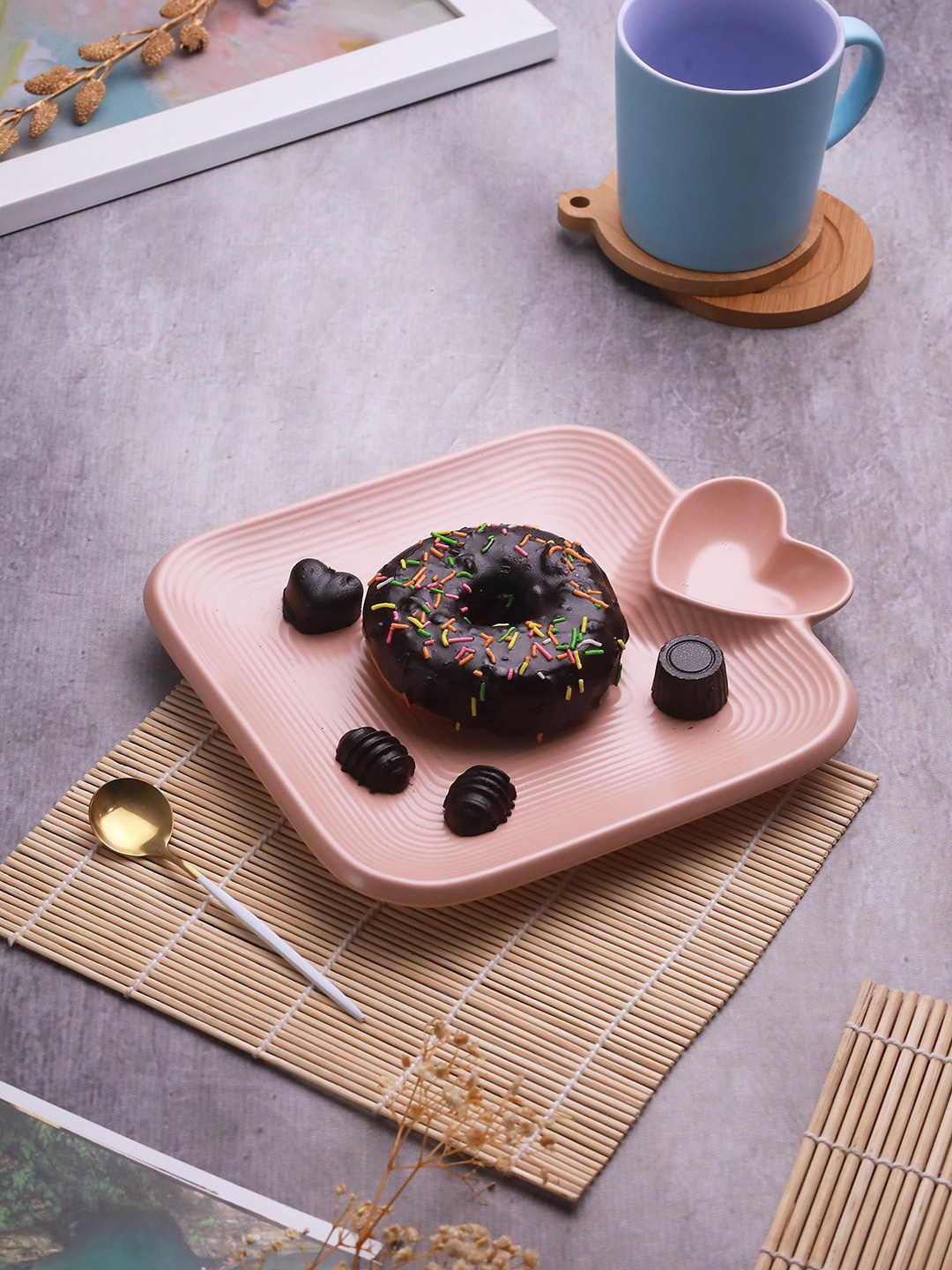 

TIED RIBBONS Pink Microwave Safe Ceramic Chip And Dip Plates
