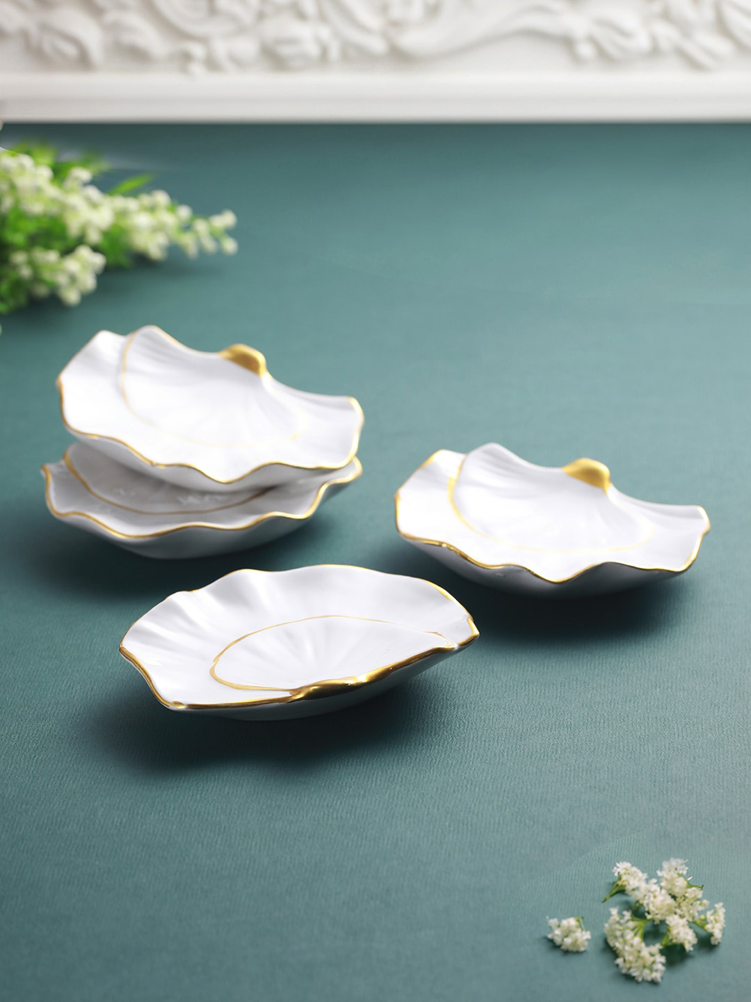 

TIED RIBBONS 4 Pieces Microwave Safe Ceramic Serving Plates - 350 ml each, White