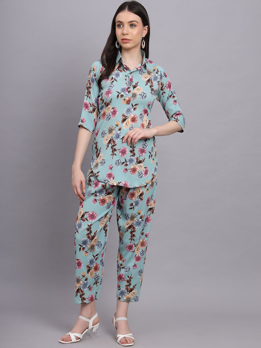 

BAESD Floral Printed Top With Trousers, Blue