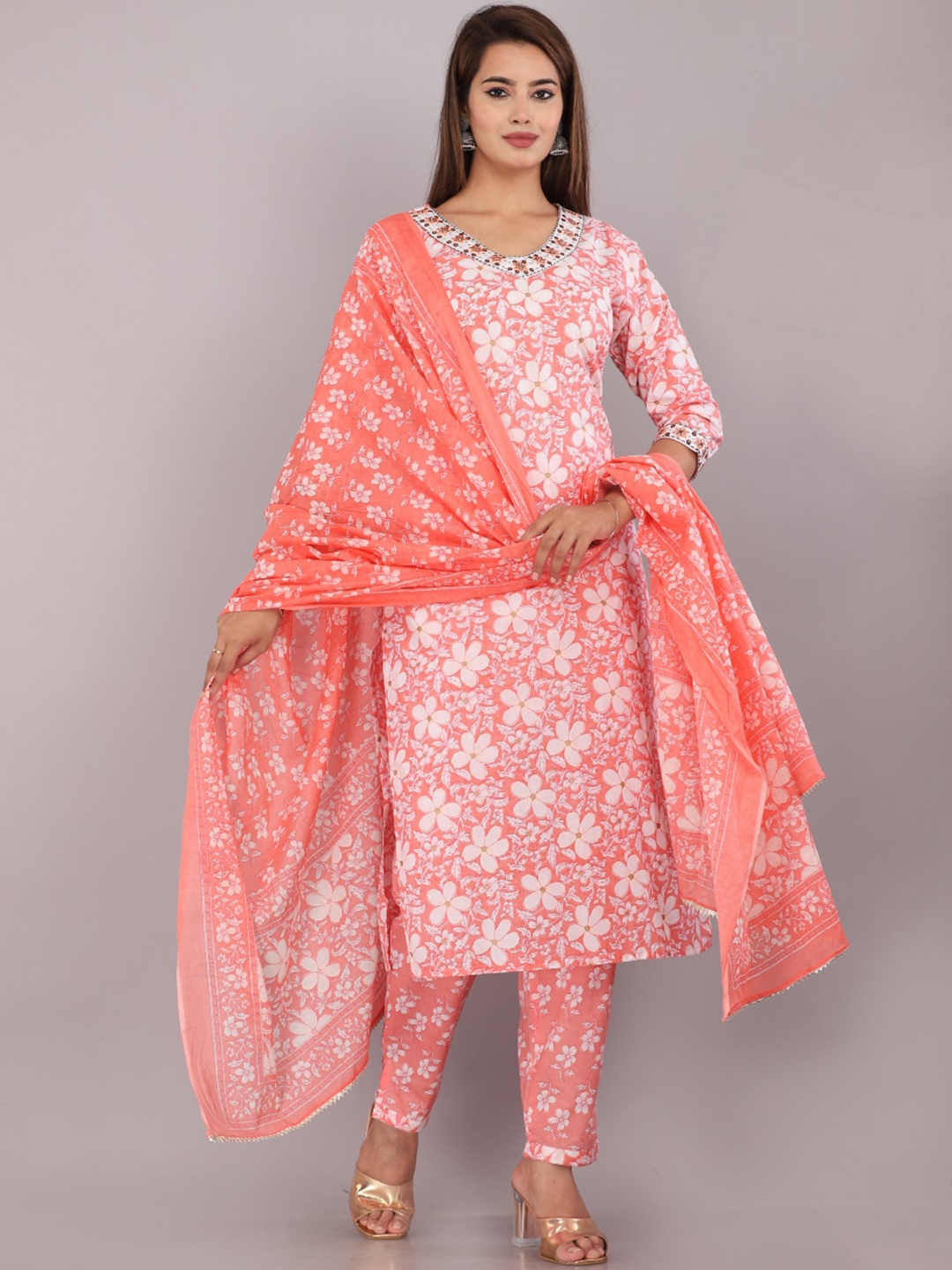 

JC4U Floral Printed Pure Cotton Kurta With Trousers & Dupatta, Peach