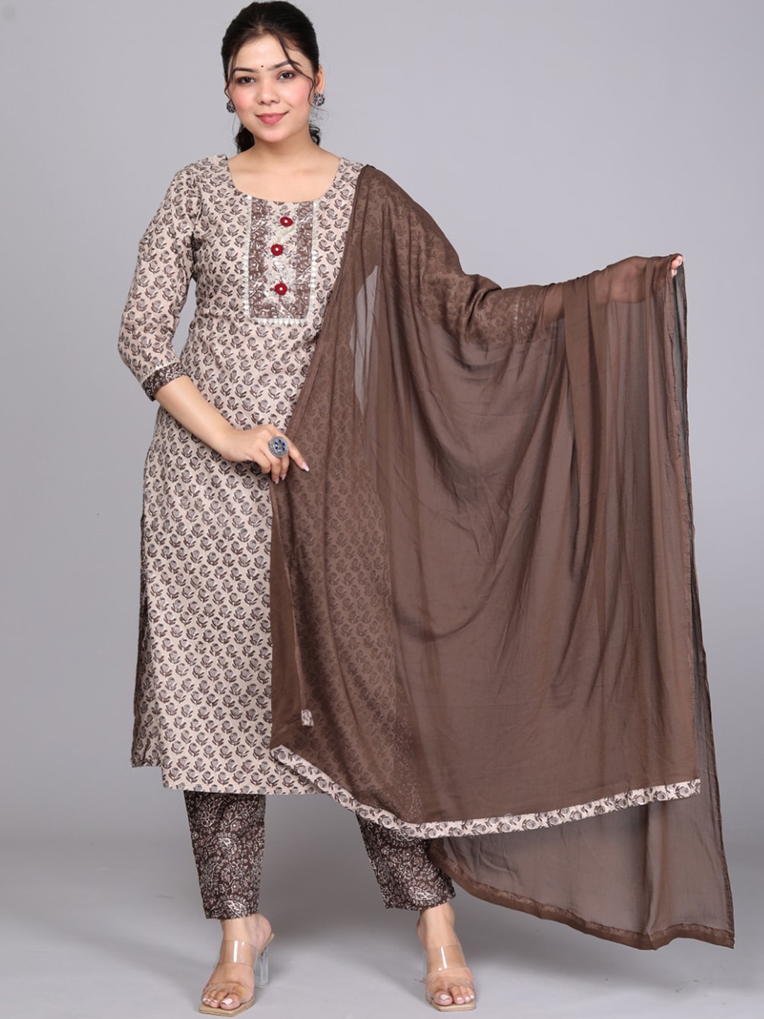 

JC4U Floral Printed Pure Cotton Kurta With Trousers & Dupatta, Brown