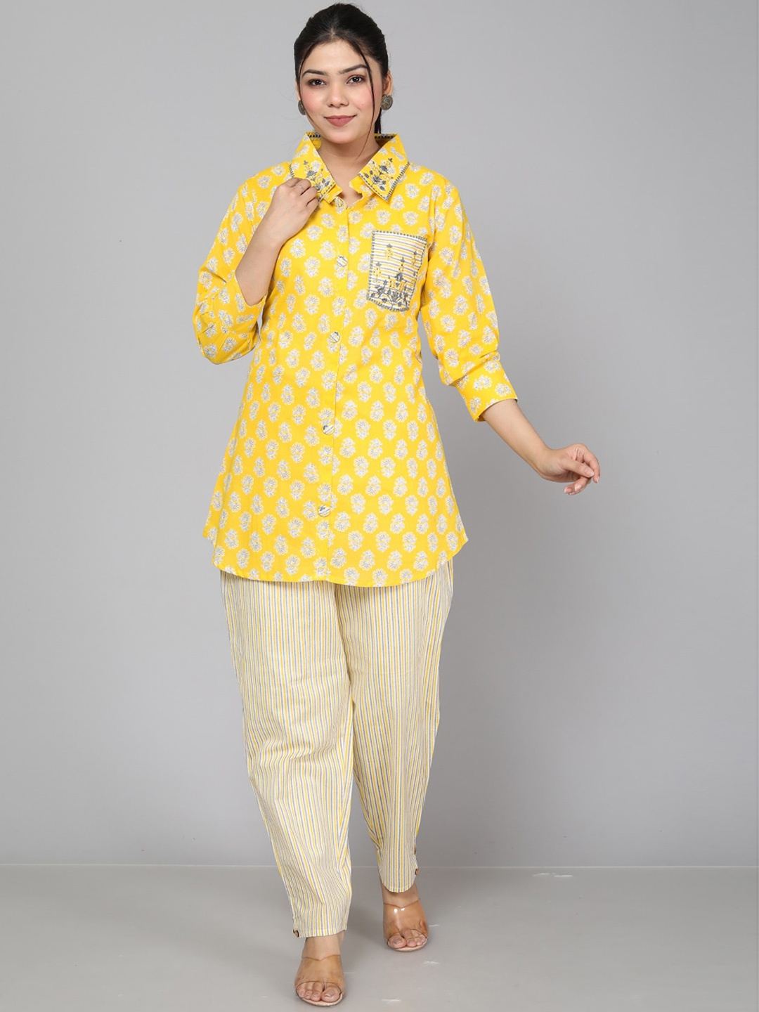 

KALINI Ethnic Motifs Printed Pure Cotton Top & Trousers Co-Ords, Yellow