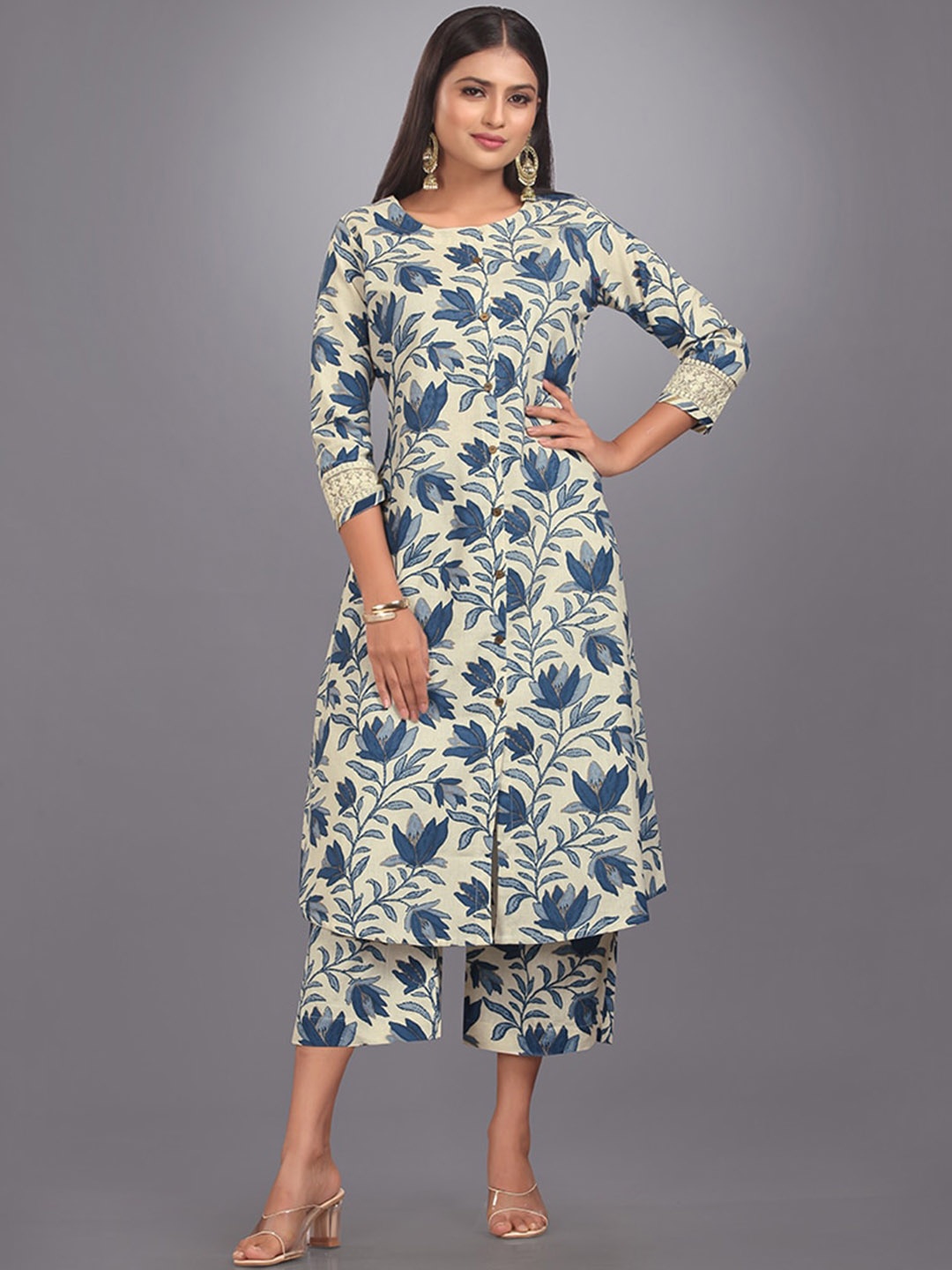 

SHANVIKA Floral Printed Kurta with Palazzos, Beige
