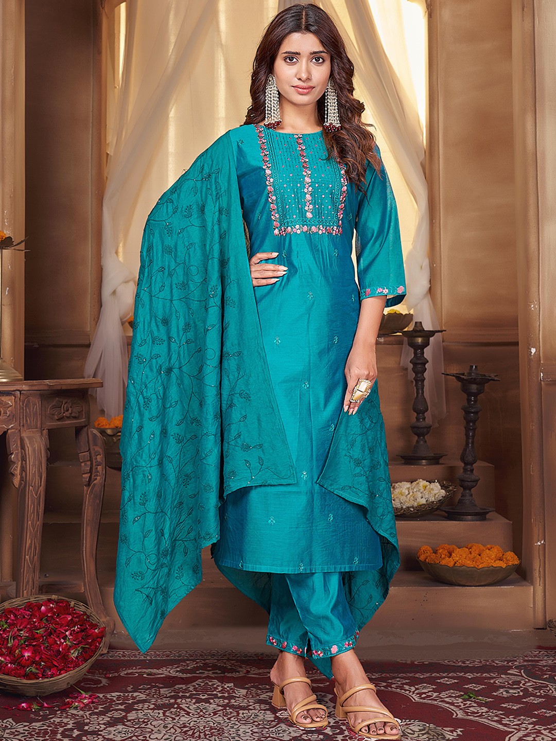 

Ishin Ethnic Motifs Embroidered Regular Sequinned Kurta With Trousers & Dupatta, Blue