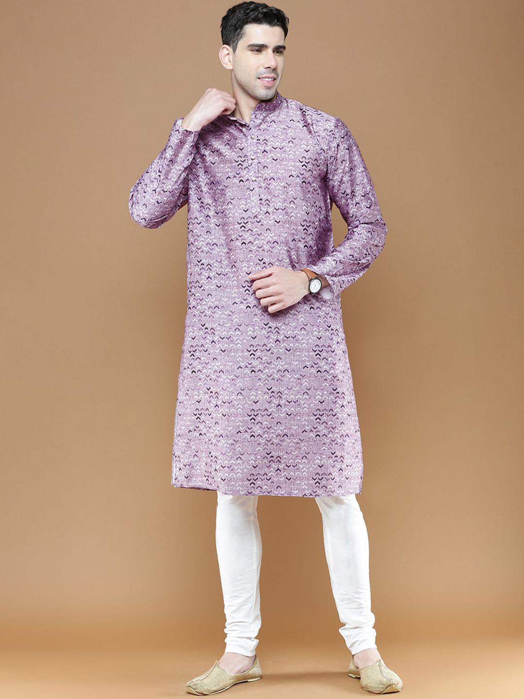 

Sanwara Geometric Printed Regular Kurta With Pyjamas, Purple