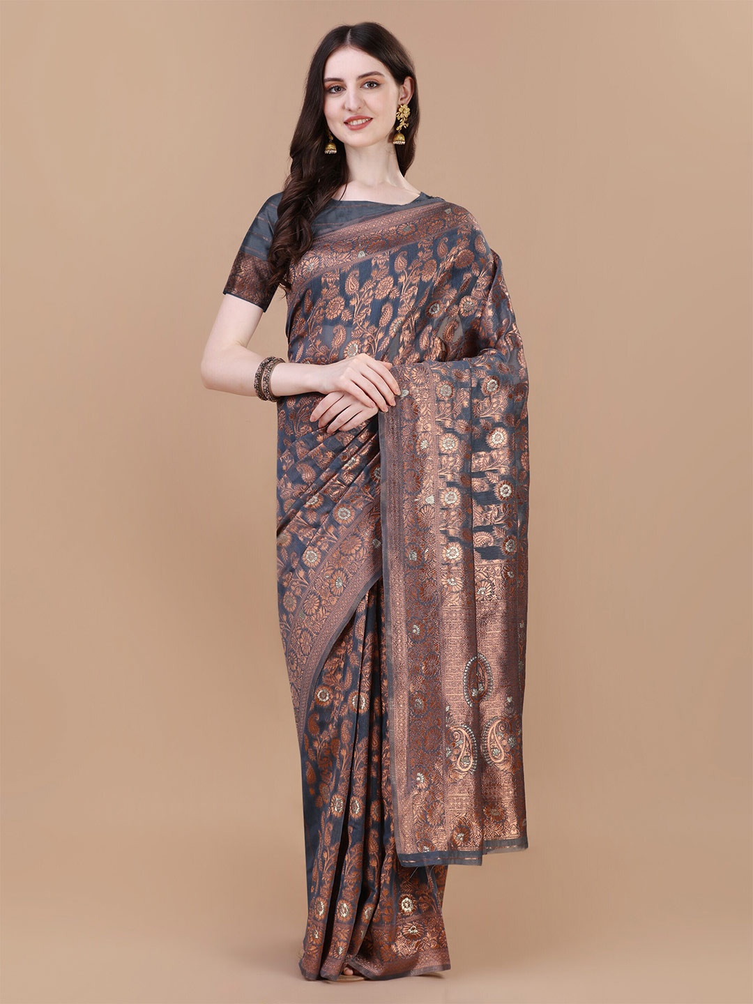 

MAGMINA Ethnic Motifs Woven Design Zari Banarasi Saree, Grey