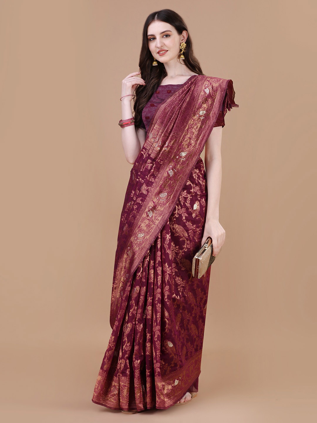 

MAGMINA Floral Woven Design Zari Banarasi Saree, Purple