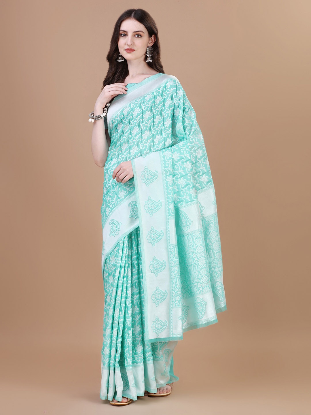 

MAGMINA Floral Woven Design Zari Banarasi Saree, Blue