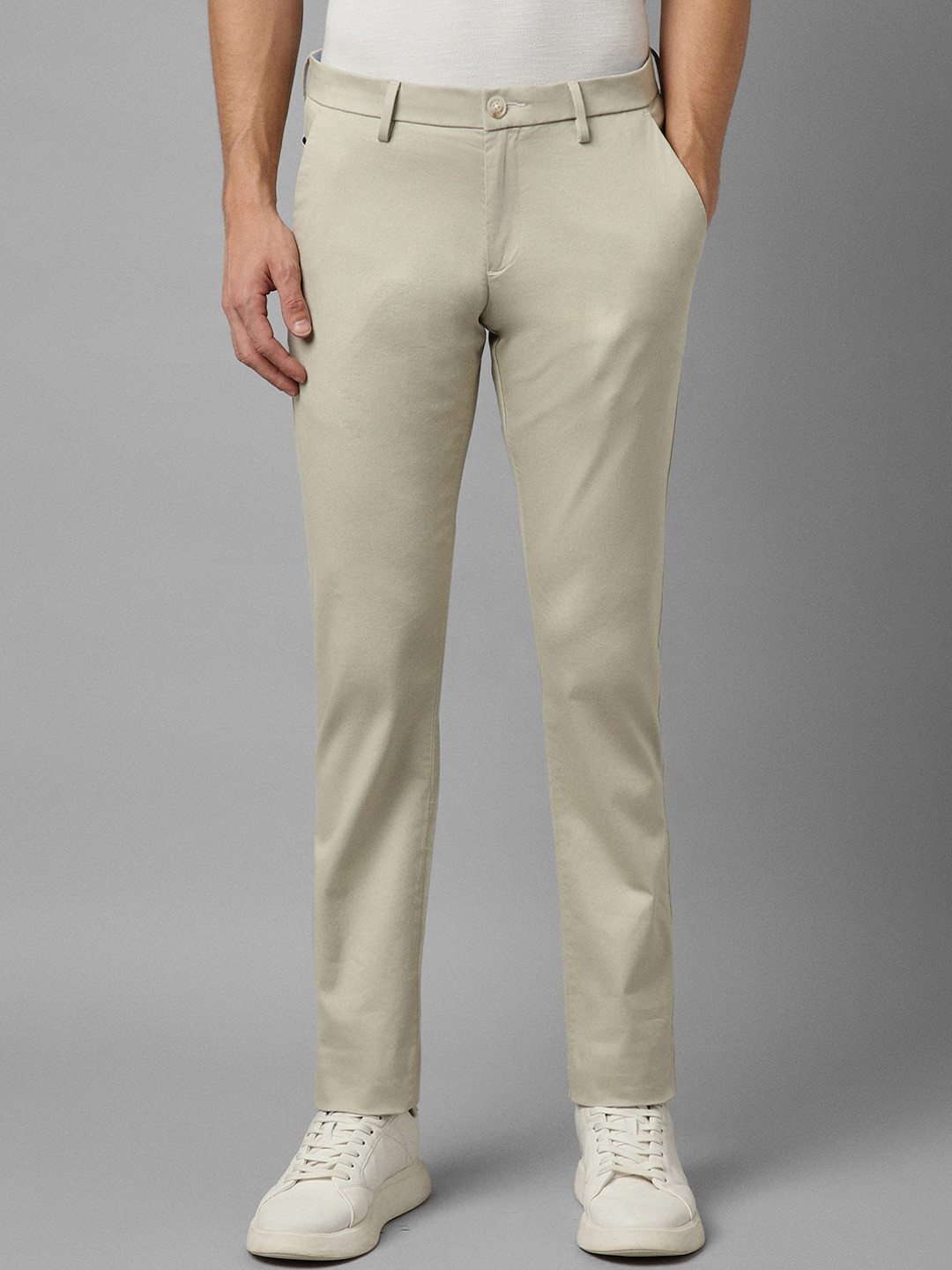 

Allen Solly Men Slim Fit Mid-Rise Regular Trousers, Beige