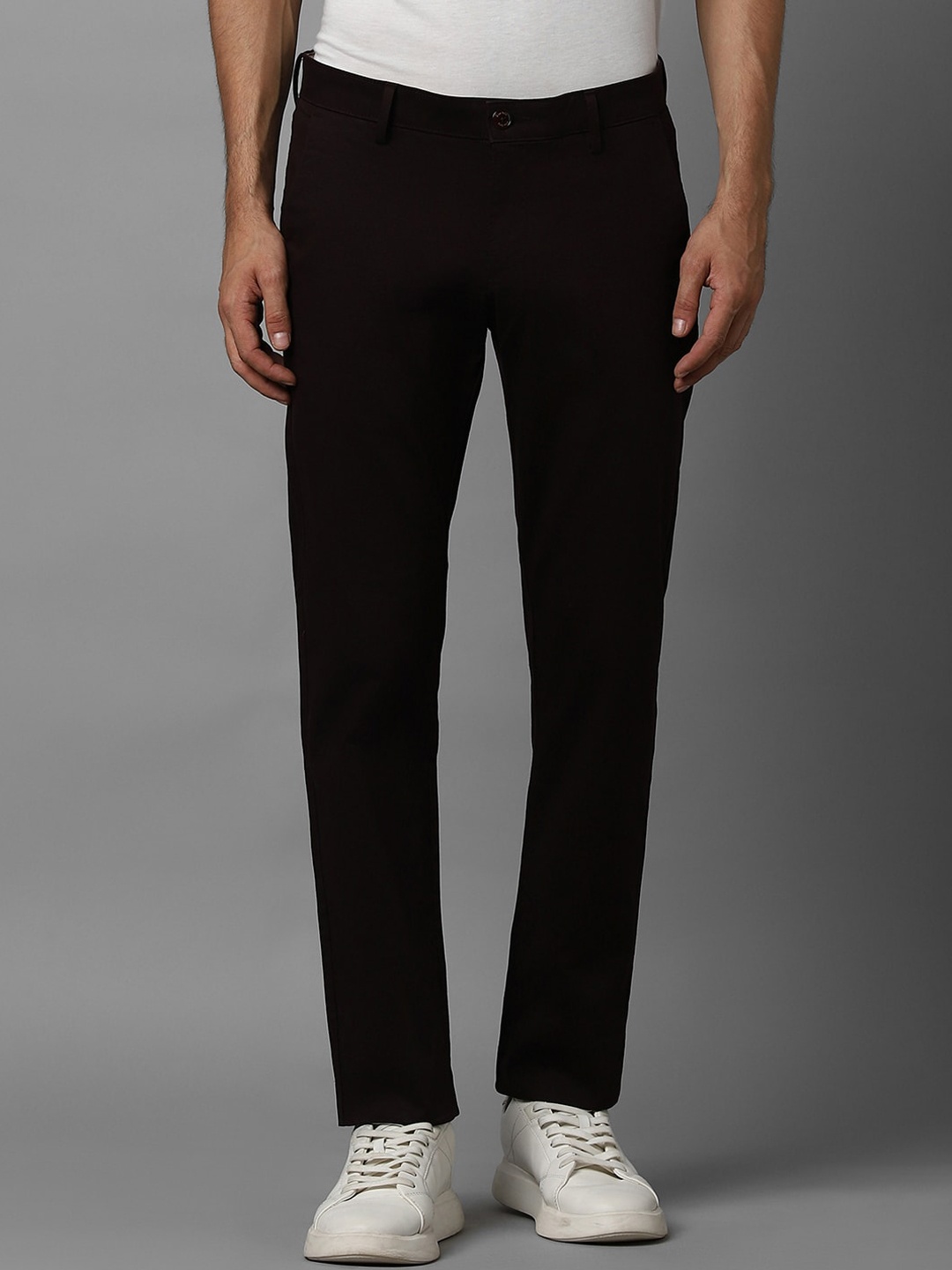 

Allen Solly Men Slim Fit Mid-Rise Regular Trousers, Black