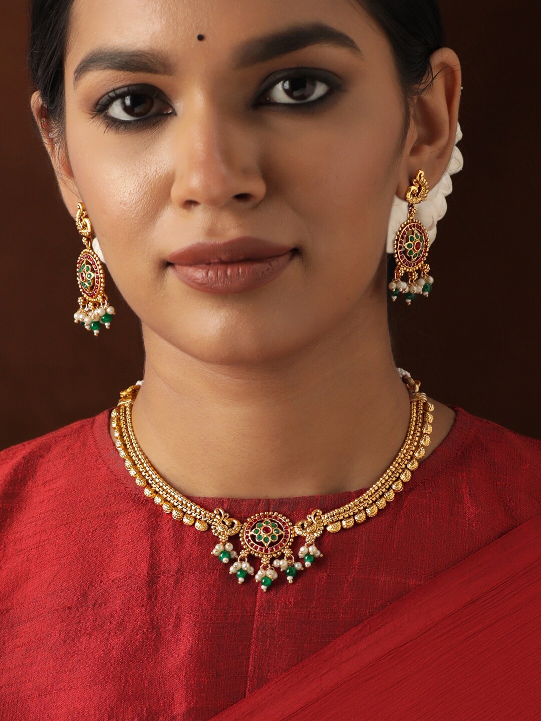 

Rubans Gold-Plated Stone-Studded & Beaded Necklace & Earrings