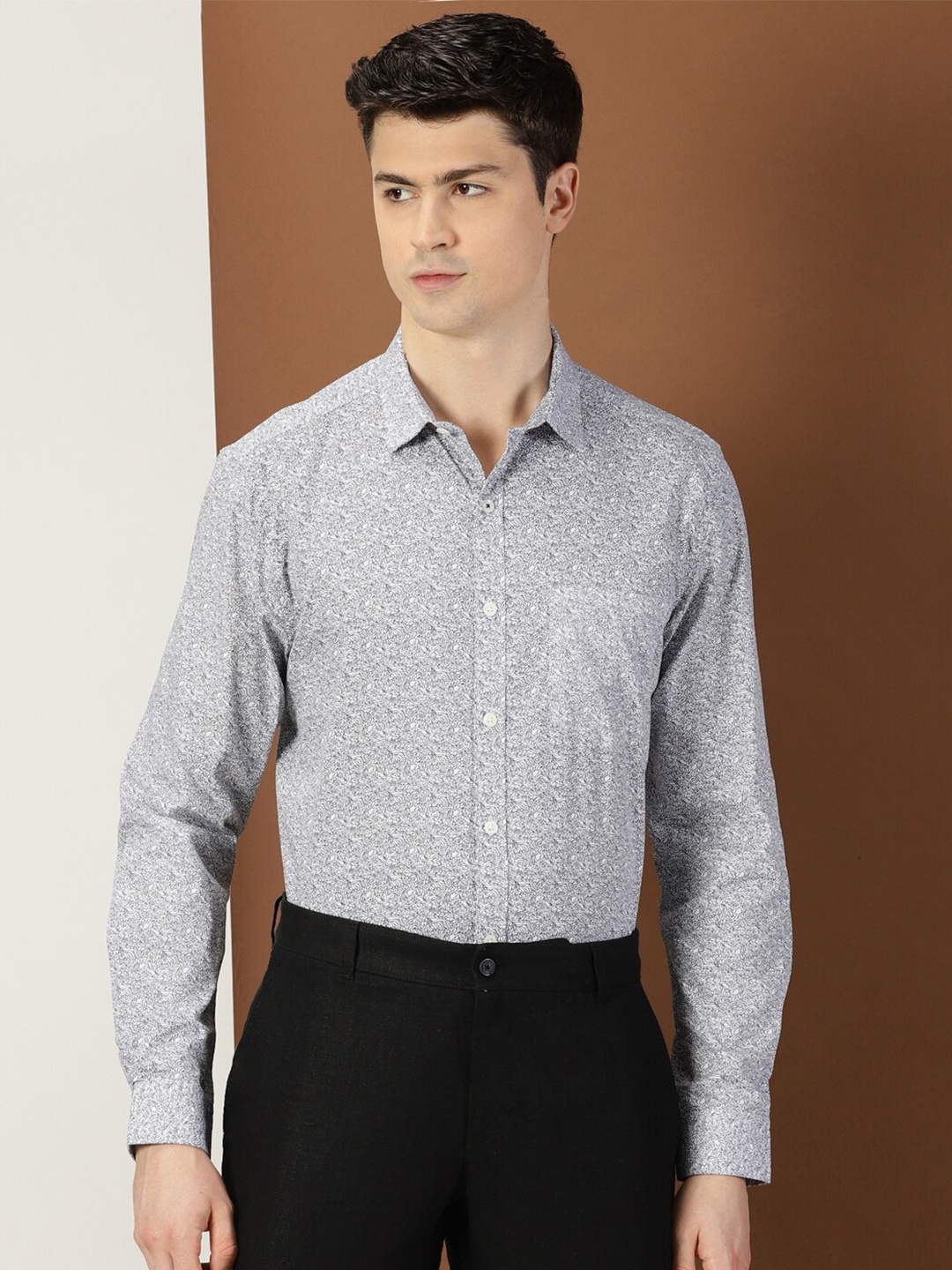 

INVICTUS Original Slim Fit Abstract Printed Pure Cotton Formal Shirt, White
