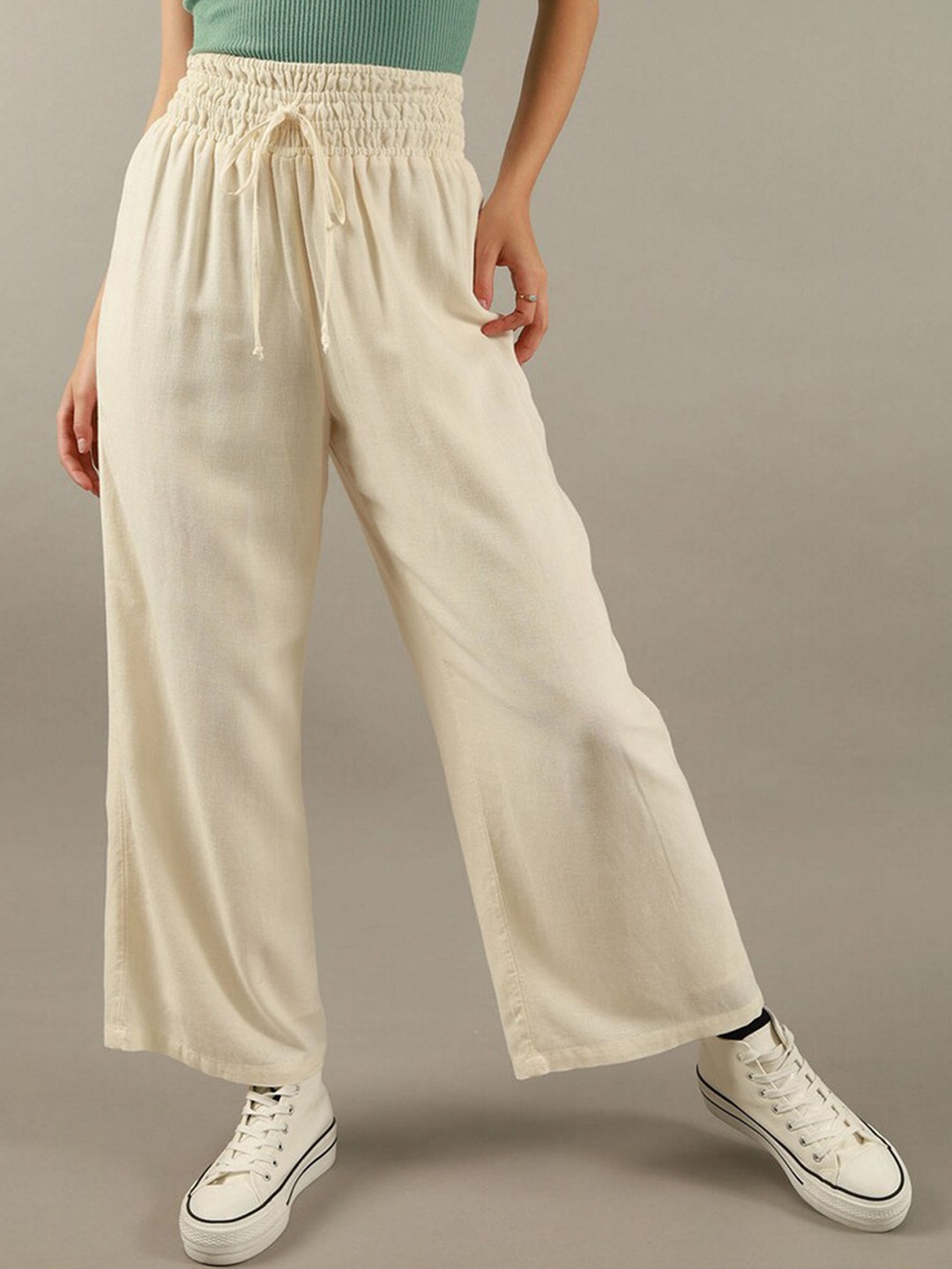

AMERICAN EAGLE OUTFITTERS Women Mid-Rise Wide-Leg Parallel Trousers, Cream