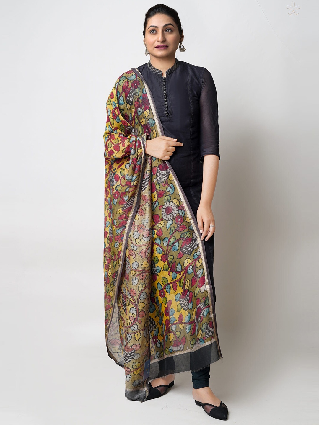 

Unnati Silks Ethnic Motifs Printed Zari Kalamkari Cotton Silk Dupatta, Yellow