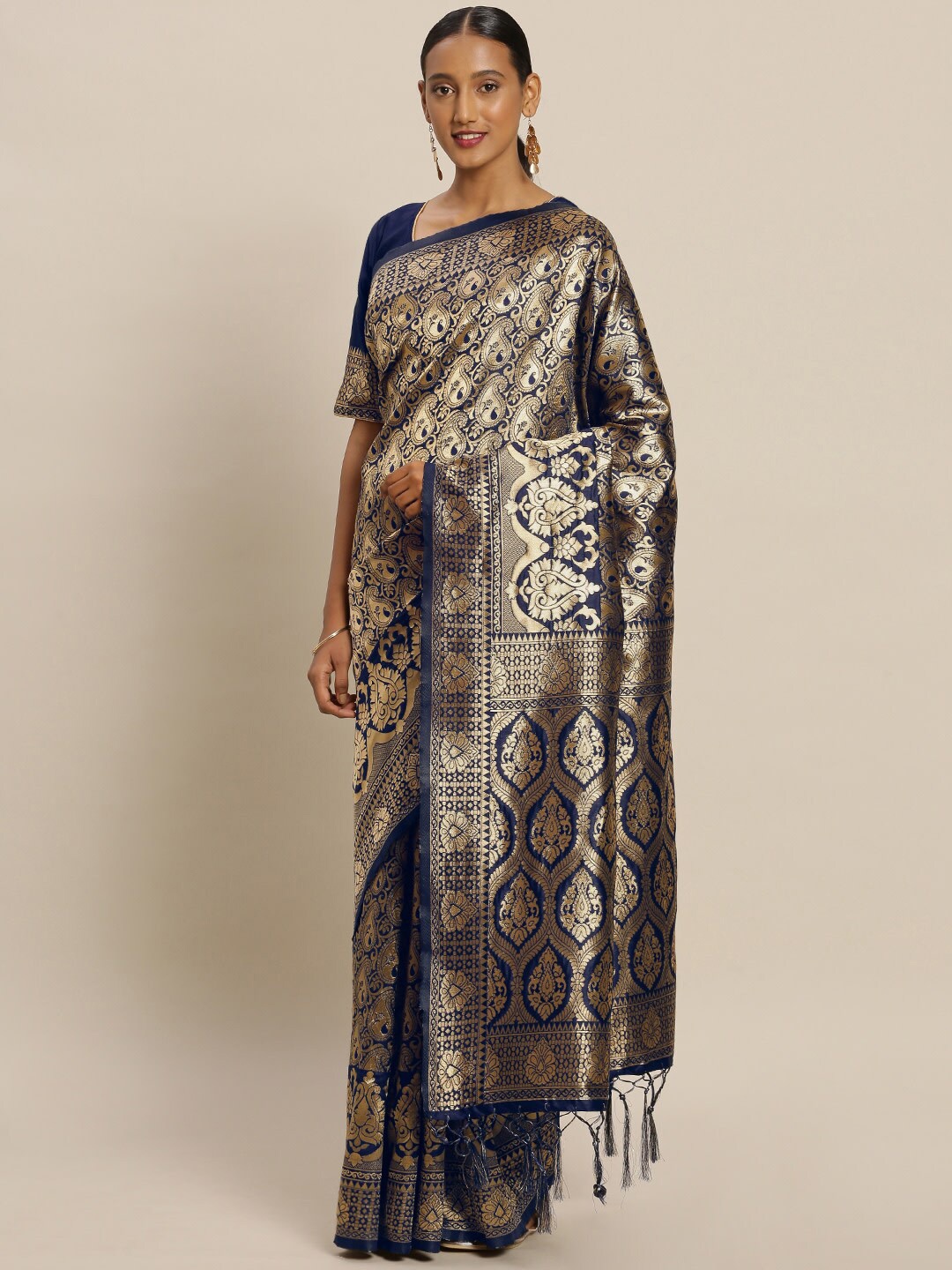 

Sangria Neavy Blue Paisley Woven Design Zari Kanjeevaram Saree, Navy blue