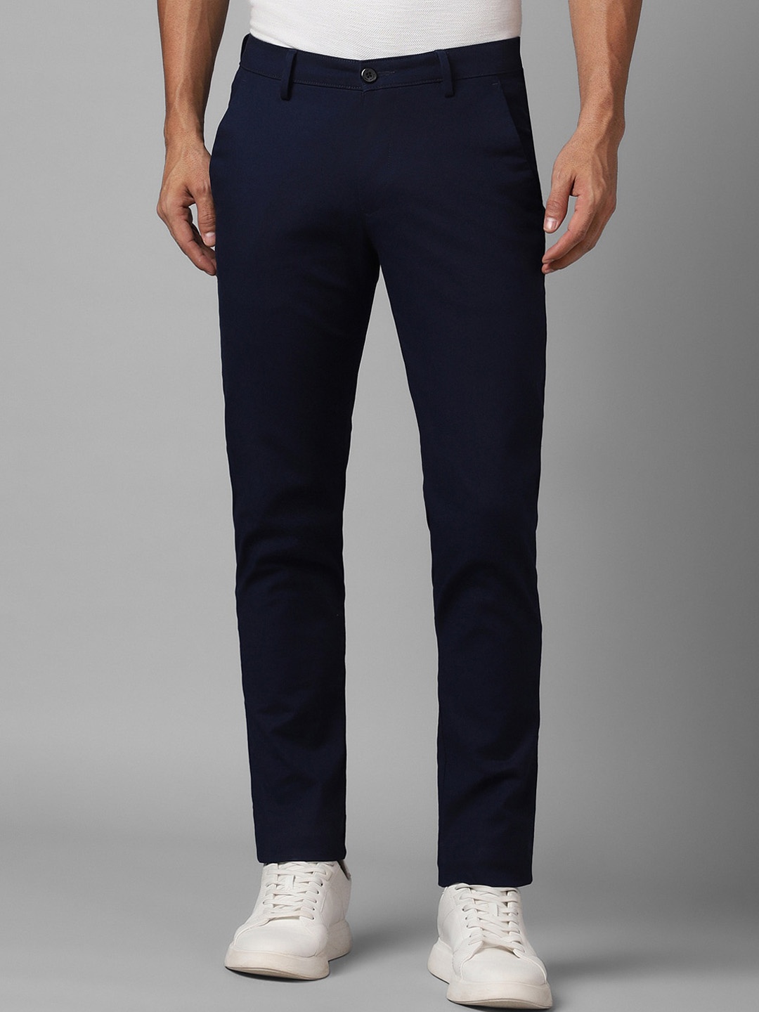 

Louis Philippe Sport Men Slim Fit Mid-Rise Casual Trousers, Navy blue
