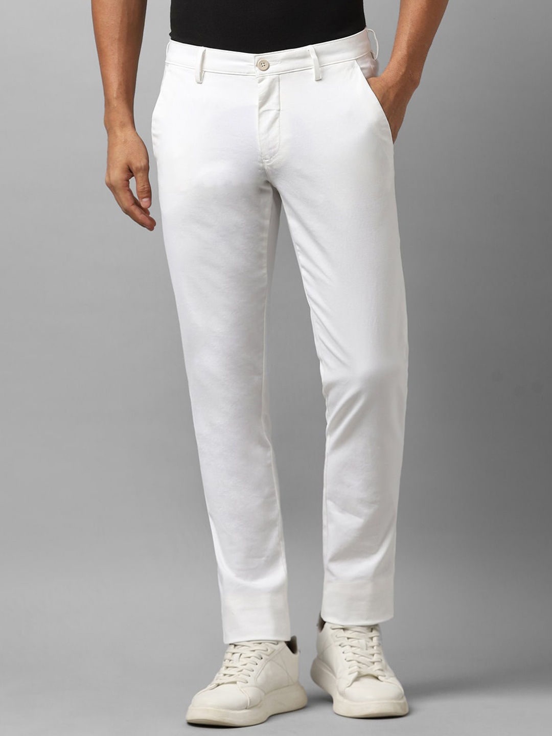 

Louis Philippe Sport Men Mid-Rise Slim Fit Regular Trousers, White