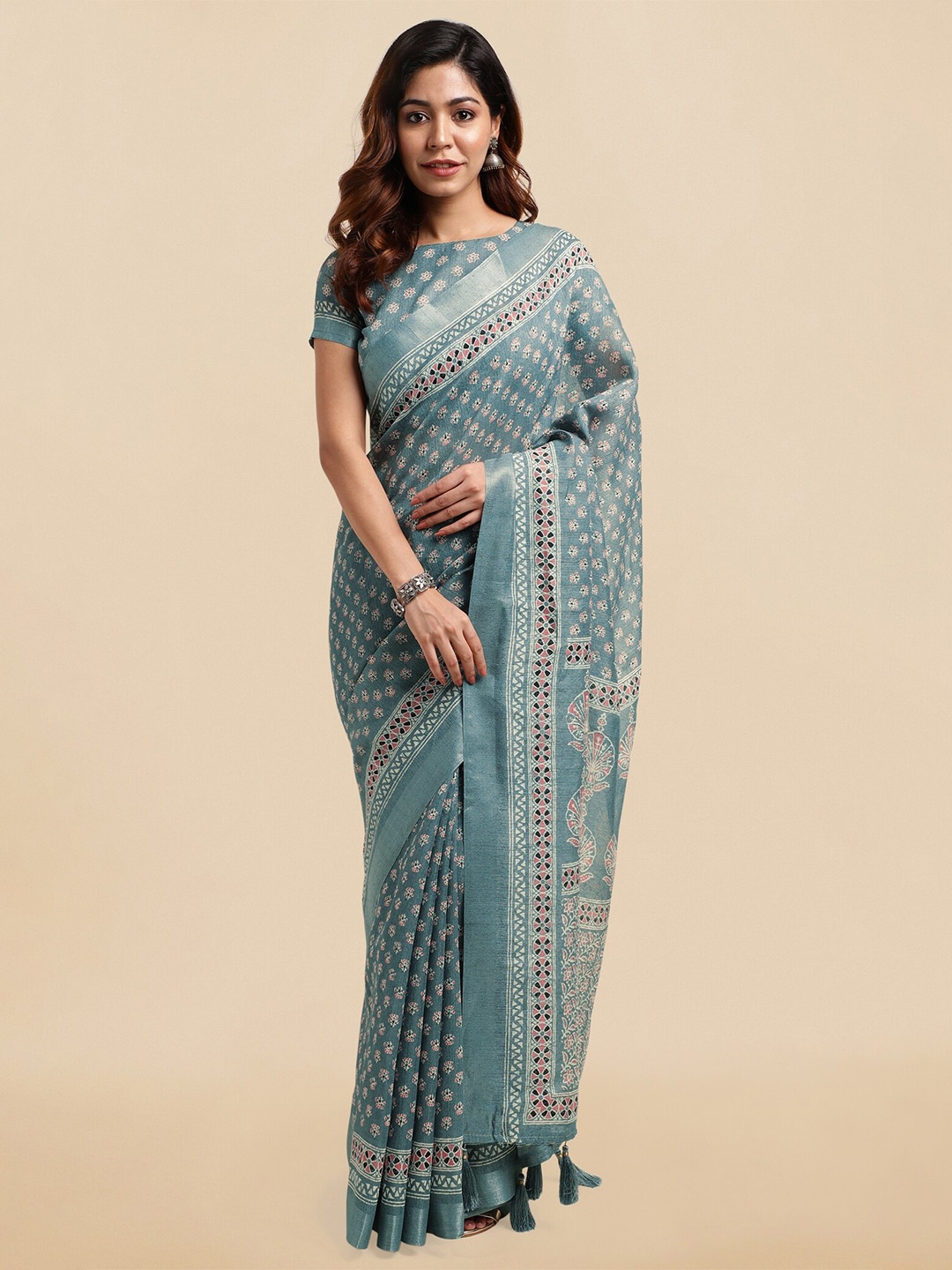 

MIRCHI FASHION Floral Printed Zari Saree, Grey