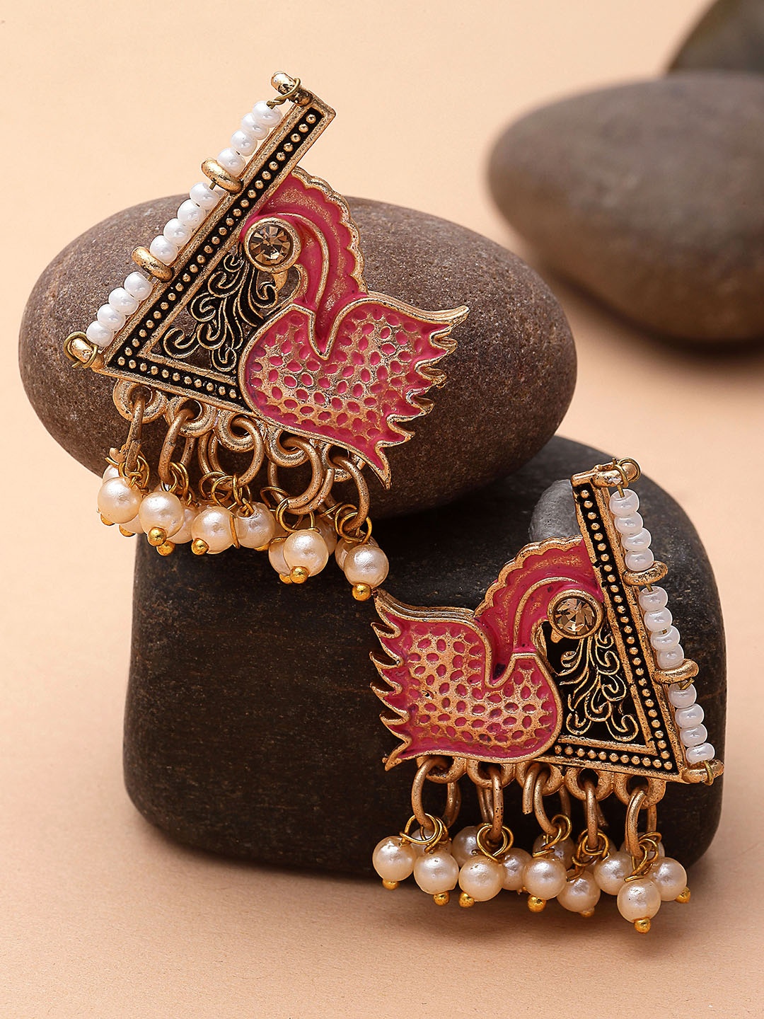 

KARATCART Gold Plated Kundan Studded & Beaded Drop Earrings