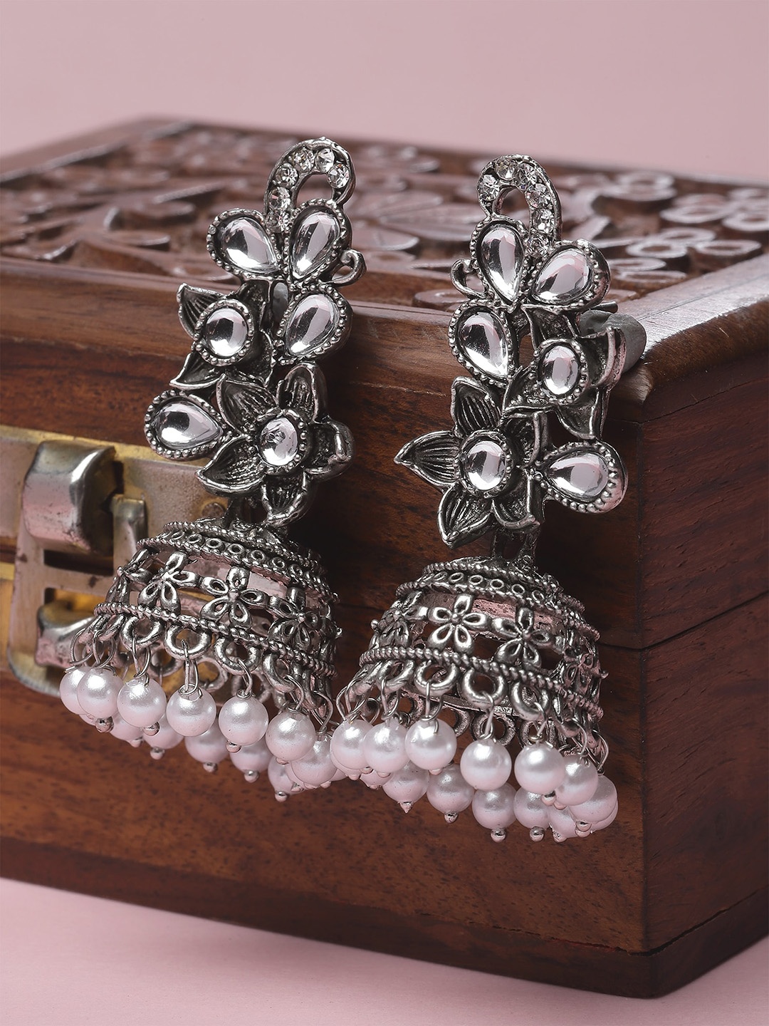 

KARATCART Silver Plated Kundan Studded & Beaded Oxidised Jhumkas