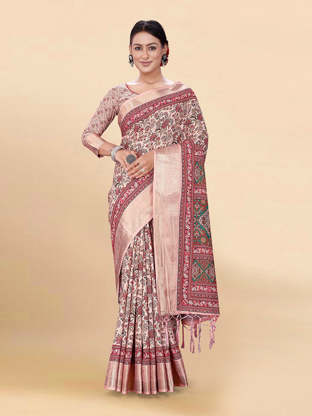 

Pisara Ethnic Motifs Printed Zari Silk Cotton Saree, Pink