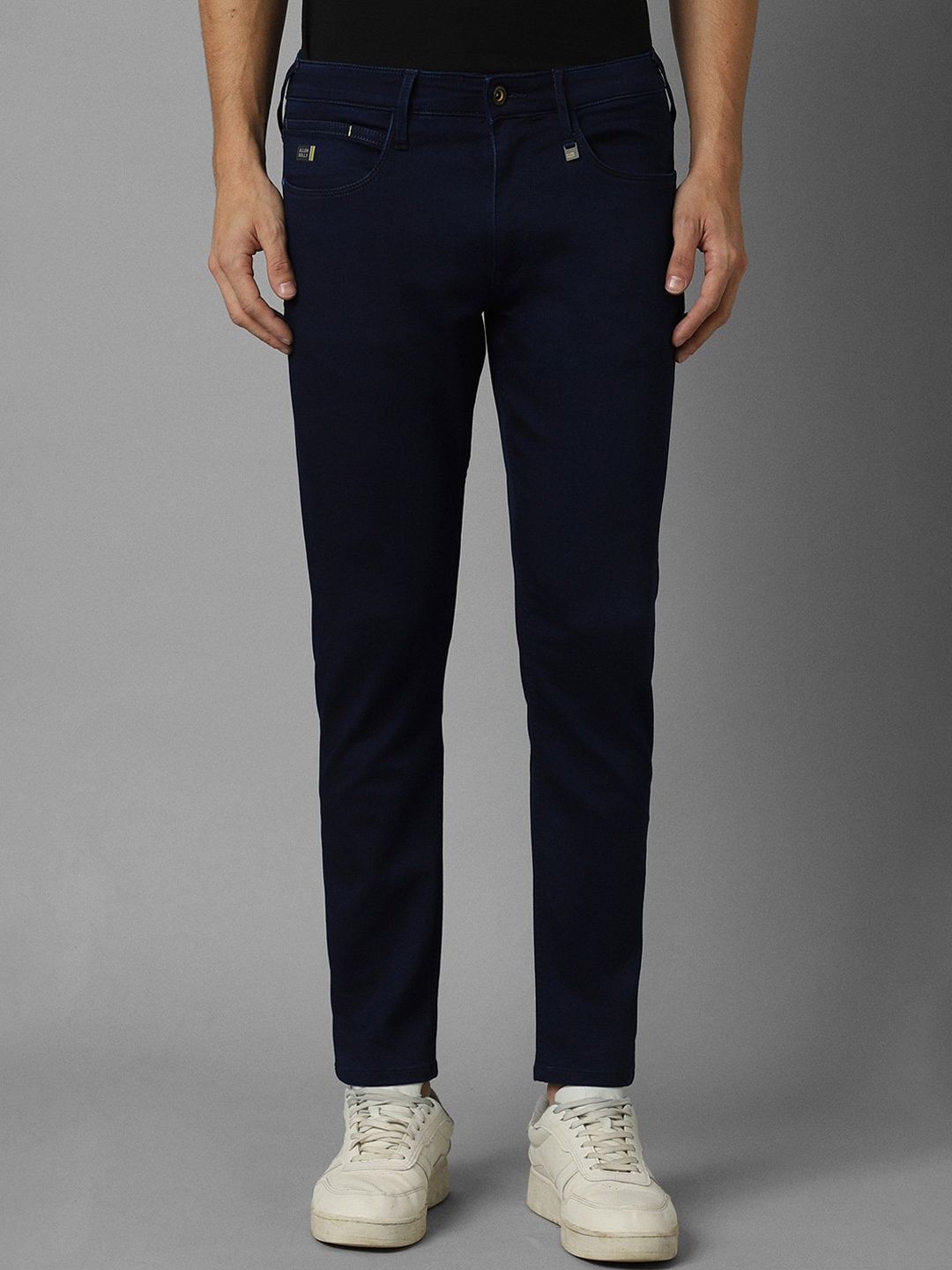

Allen Solly Men Slim Fit Mid-Rise Clean Look Jeans, Navy blue