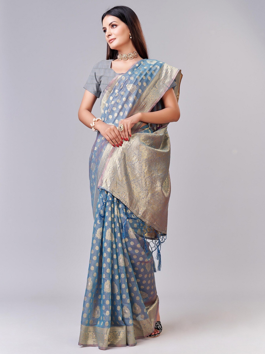 

Sweet smile Fab Woven Design Zari Saree, Turquoise blue