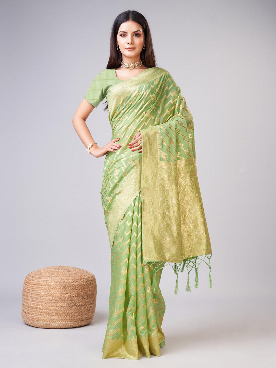 

Sweet smile Fab Woven Design Zari Saree, Green