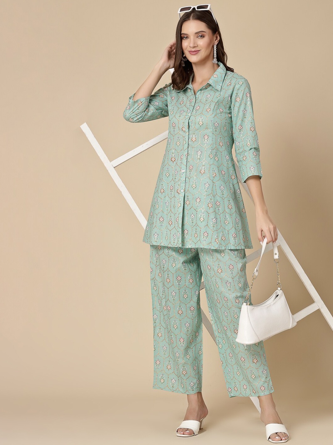 

all about you Sea Green Floral Printed Regular Pure Cotton Kurta With Palazzos