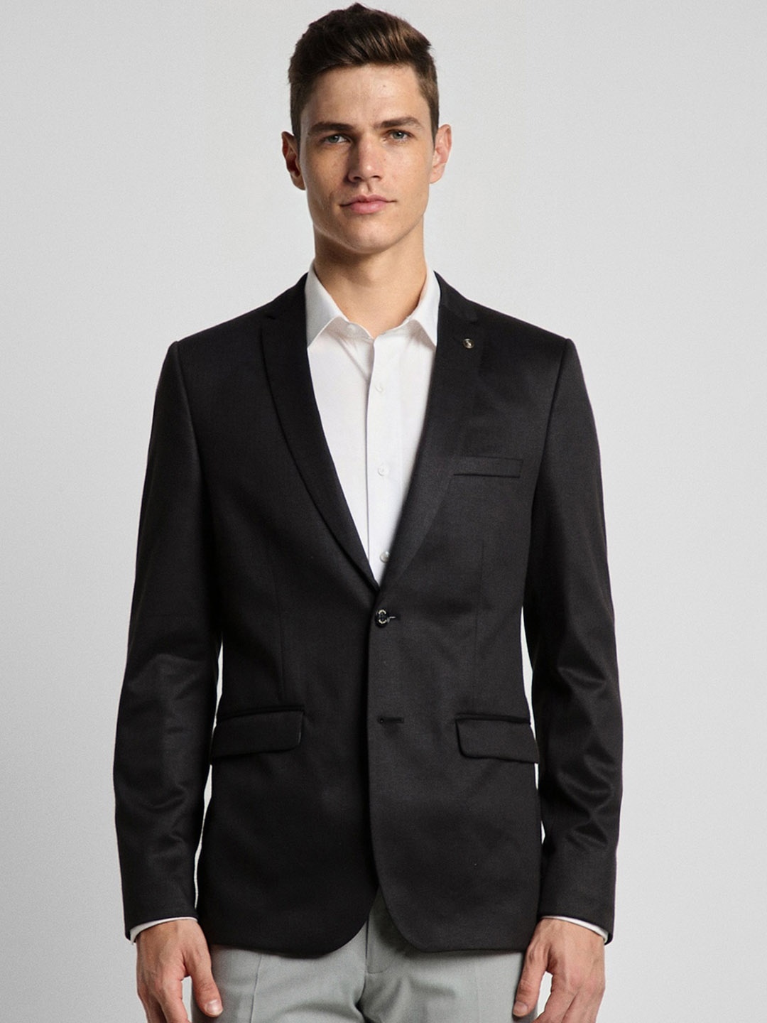 

Allen Solly Ultra Slim-Fit Notched Lapel Collar Single-Breasted Formal Blazer, Black