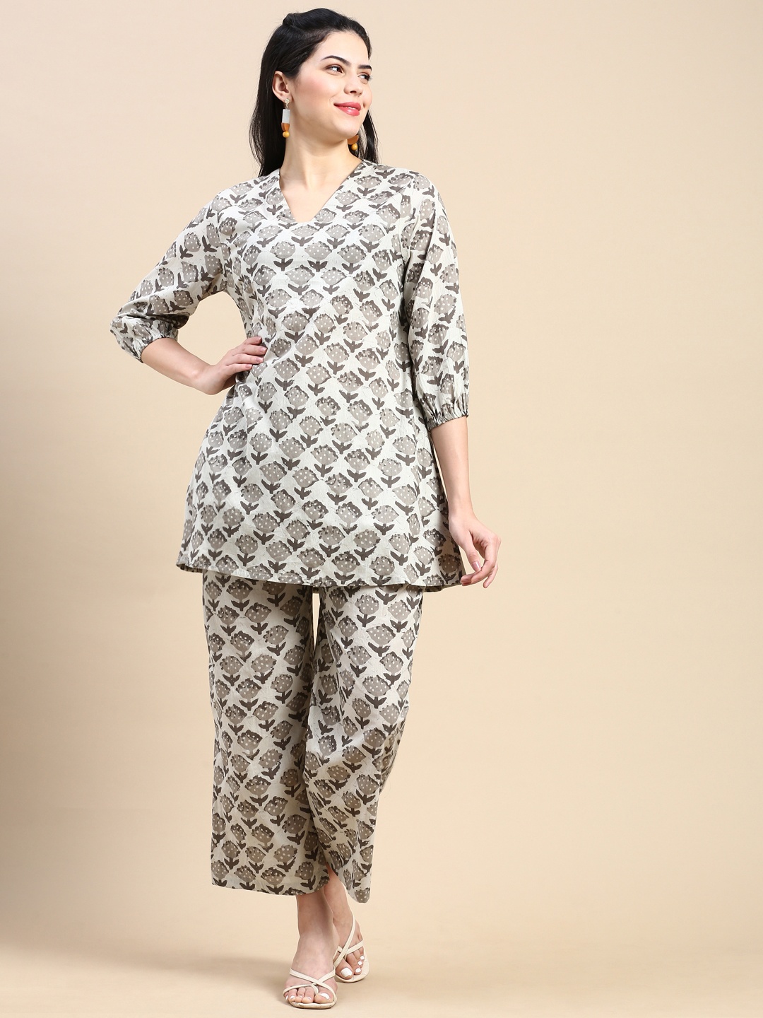 

Styli Floral Printed Cotton Ethnic Co-Ord Set, Beige