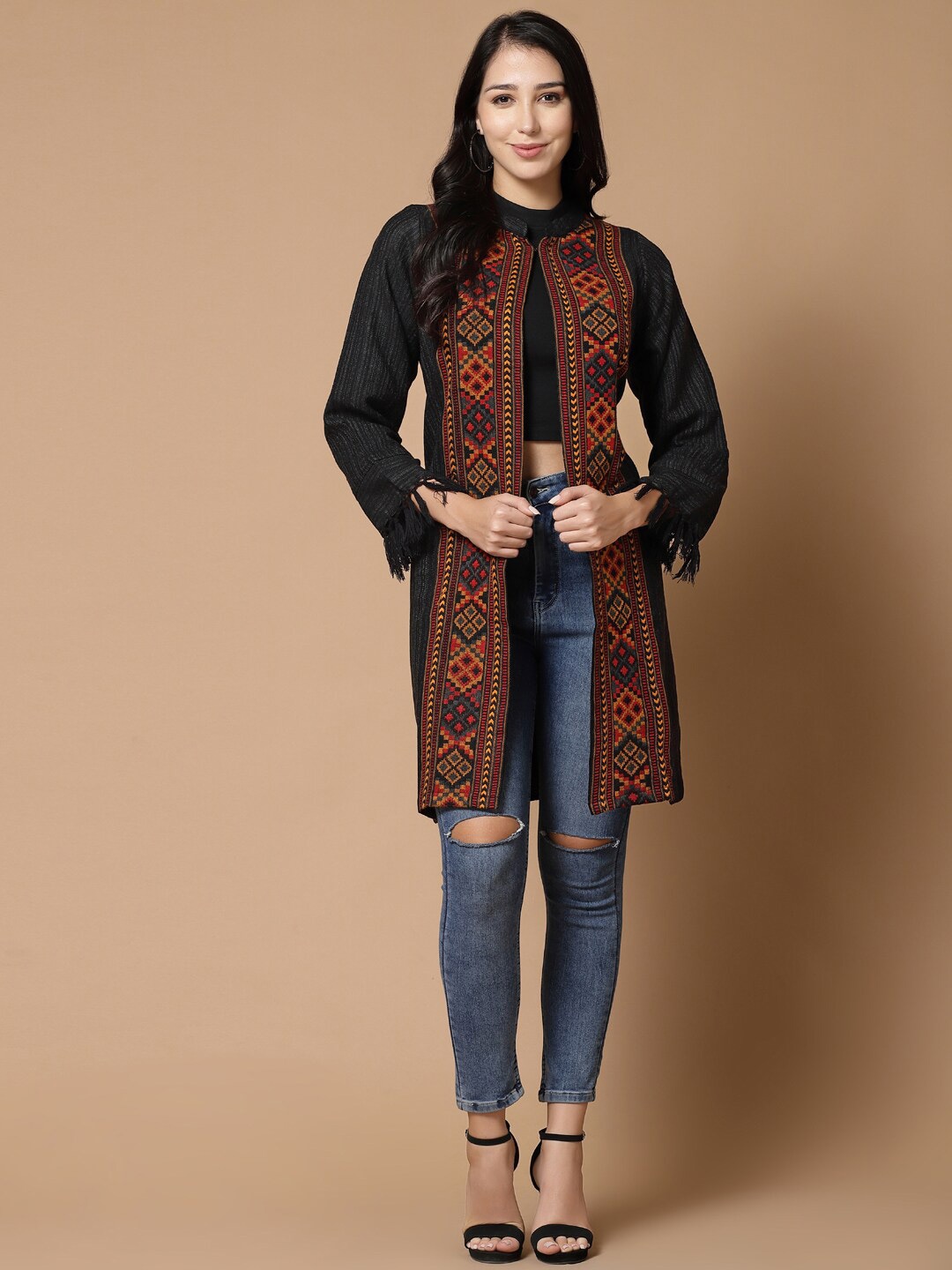 

WEAVERS VILLA Ethnic Motifs Printed Longline Front Open Poncho, Black