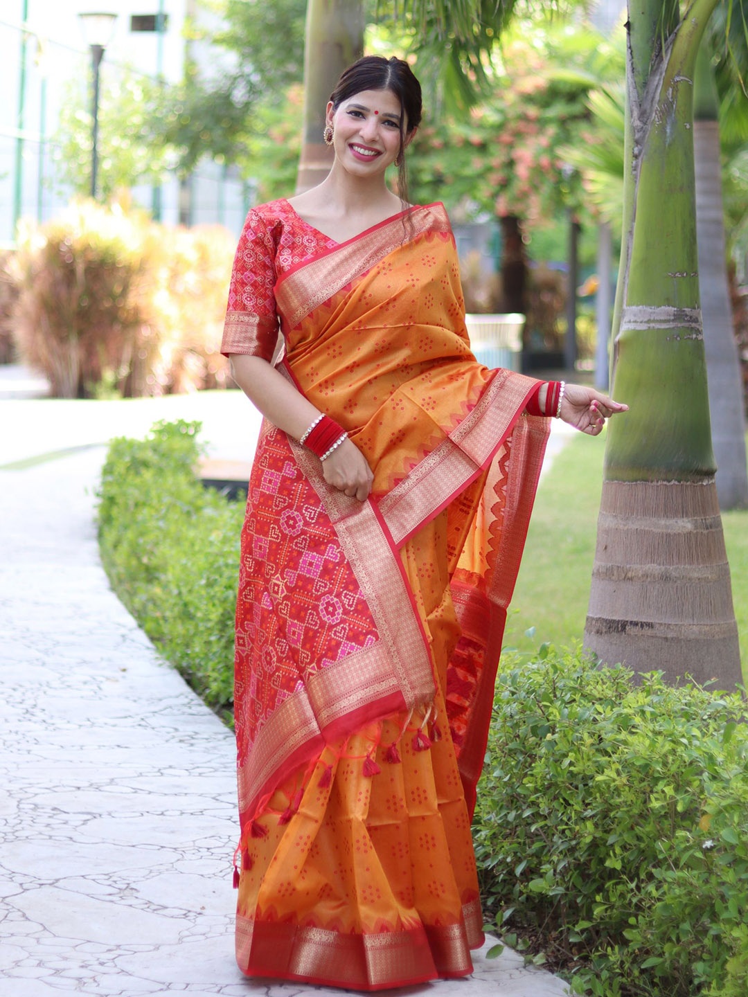 

VISHNU WEAVES Bandhani Printed Zari Patola Saree, Orange