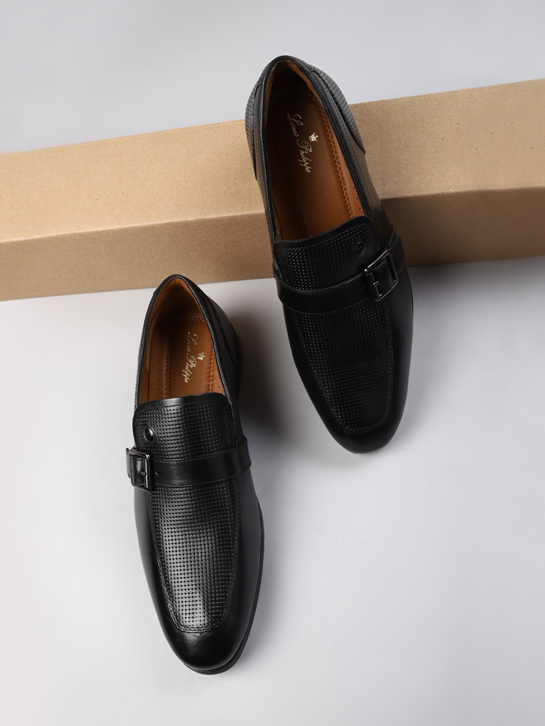 

Louis Philippe Men Textured Leather Loafers, Black