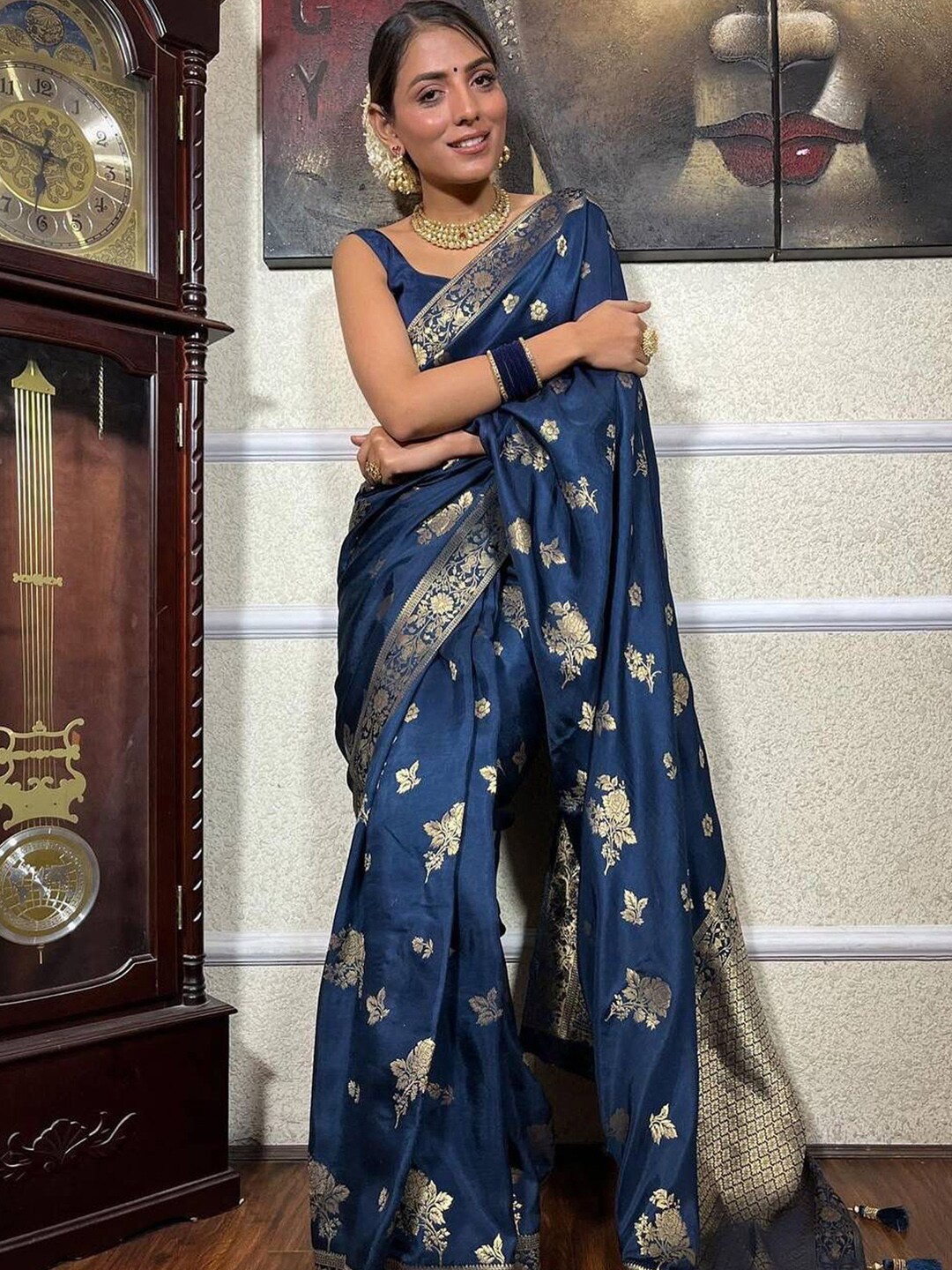 

KALINI Woven Design Zari Saree, Navy blue