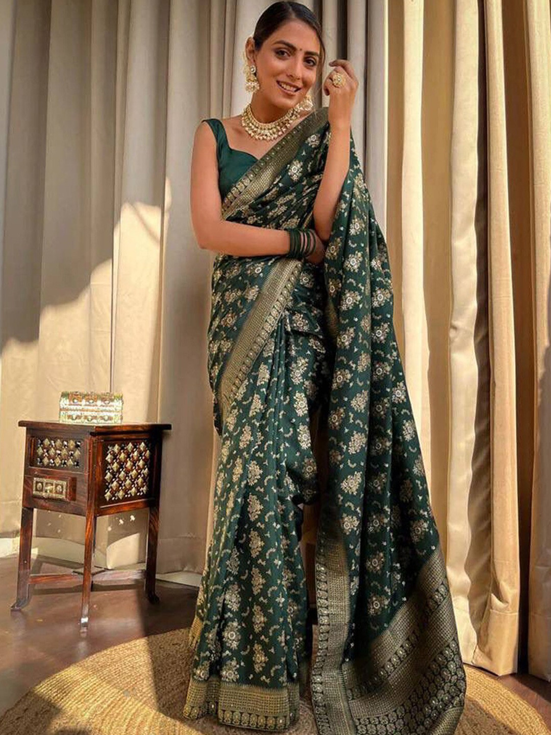 

KALINI Floral Woven Design Zari Saree, Green