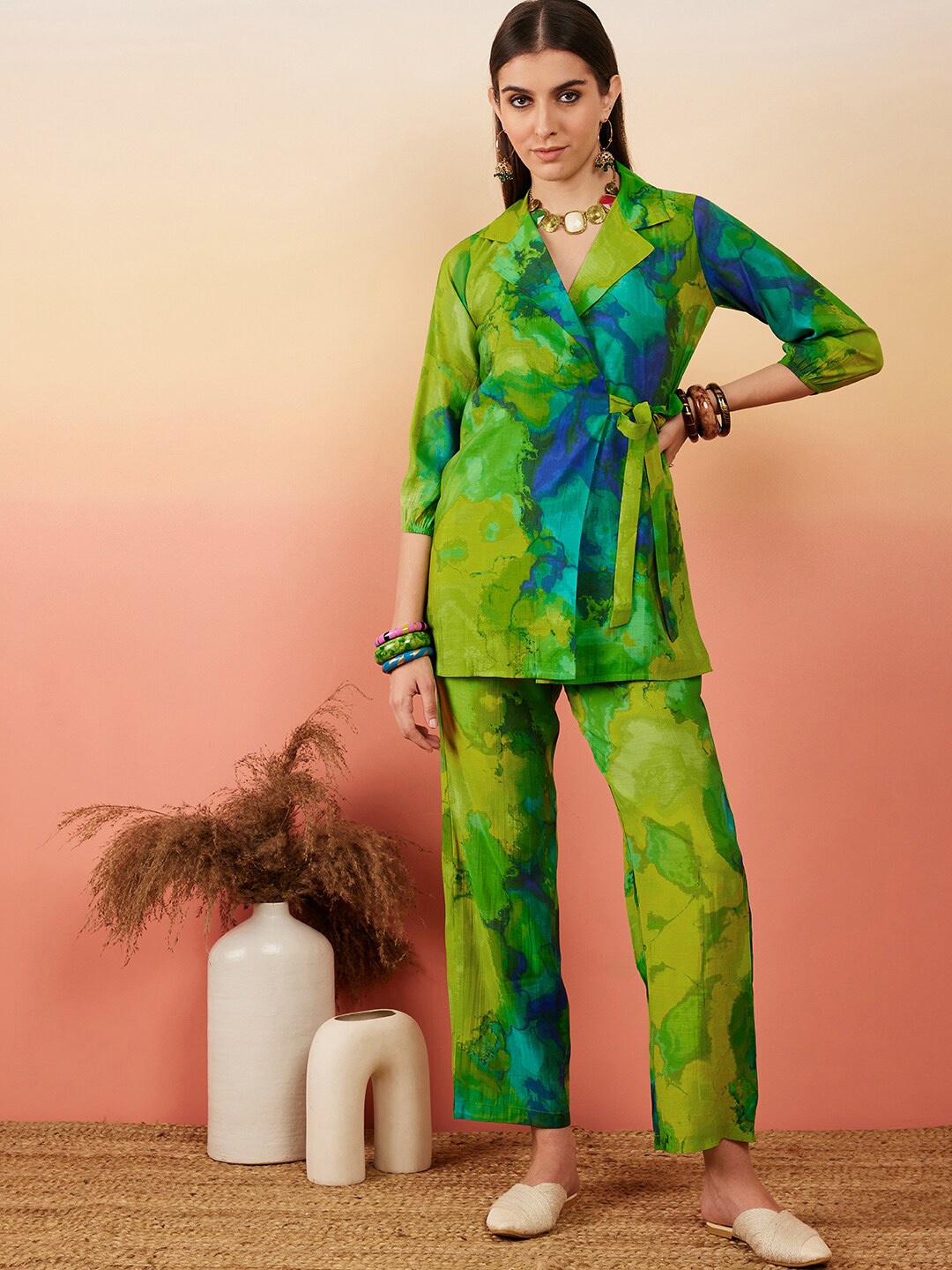 

Sangria Tie & Dye Printed Tunic With Trousers, Green