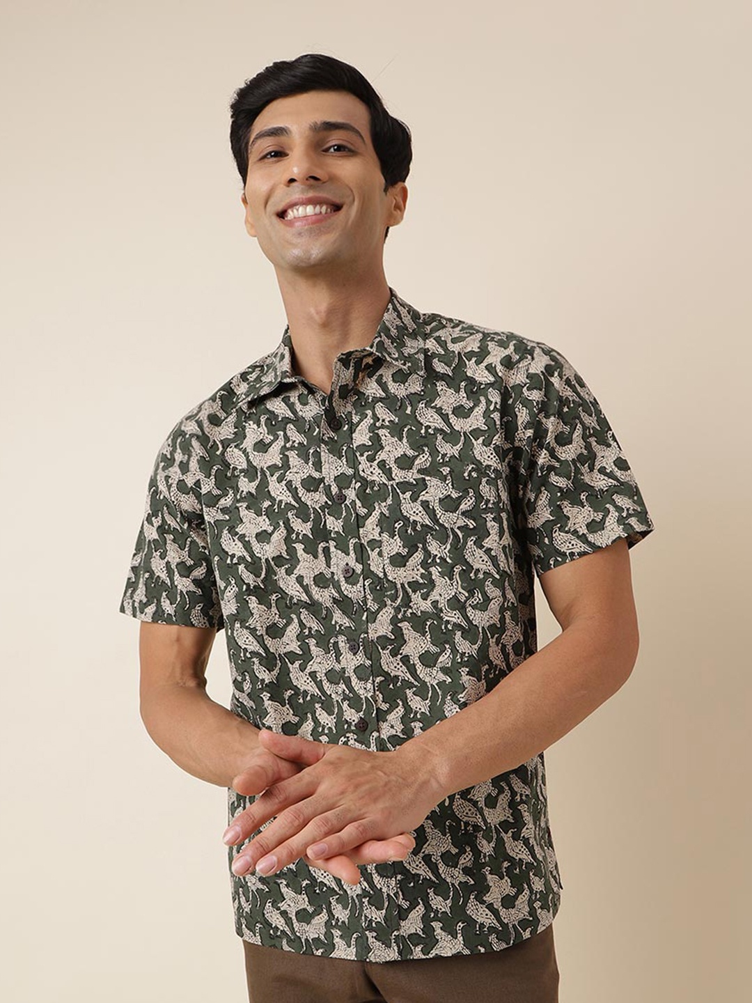 

Fabindia Ethnic Motif Printed Spread Collar Cotton Casual Shirt, Green