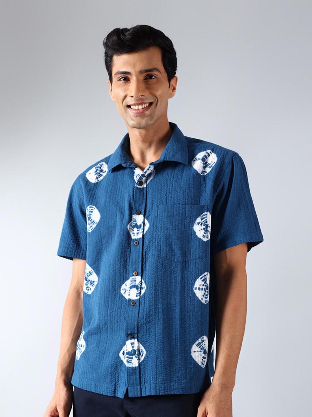 

Fabindia Bandhani Printed Cotton Casual Shirt, Teal