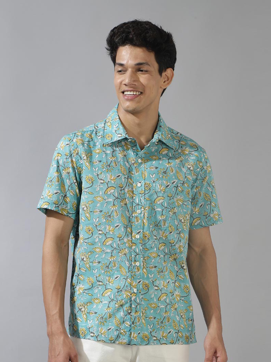 

Fabindia Floral Printed Cotton Casual Shirt, Blue