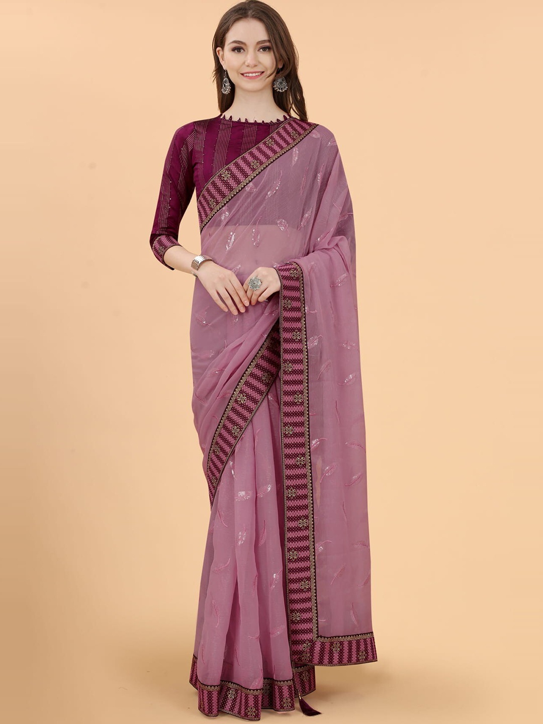 

KALINI Embellished Sequinned Saree, Purple