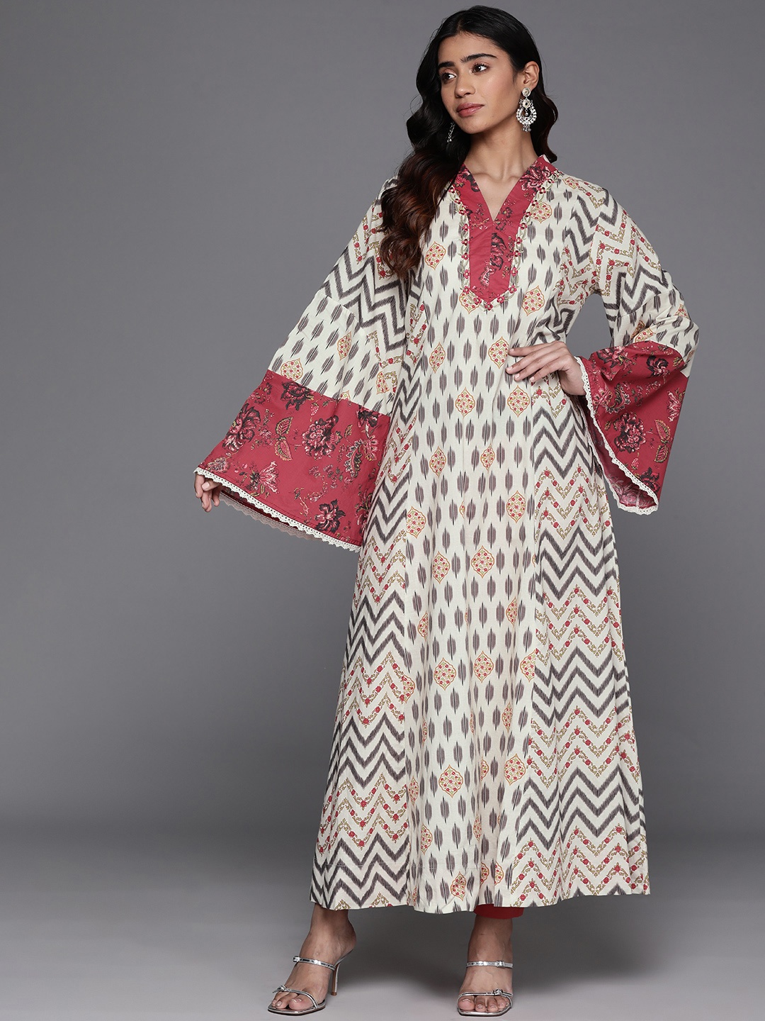 

Biba Ethnic Motifs Printed Flared Sleeves Cotton Kurta, Off white