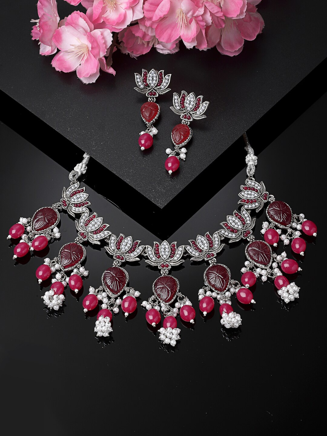 

ADIVA Silver-Plated Floral Shaped Oxidised Necklace And Earrings