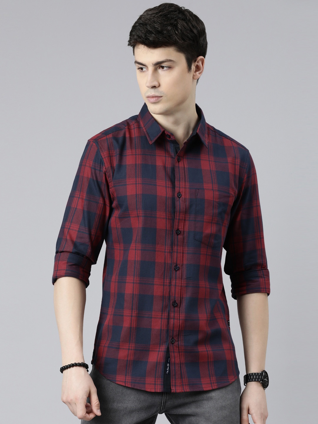 

Joven Slim Fit Tartan Checks Cotton Casual Shirt, Maroon