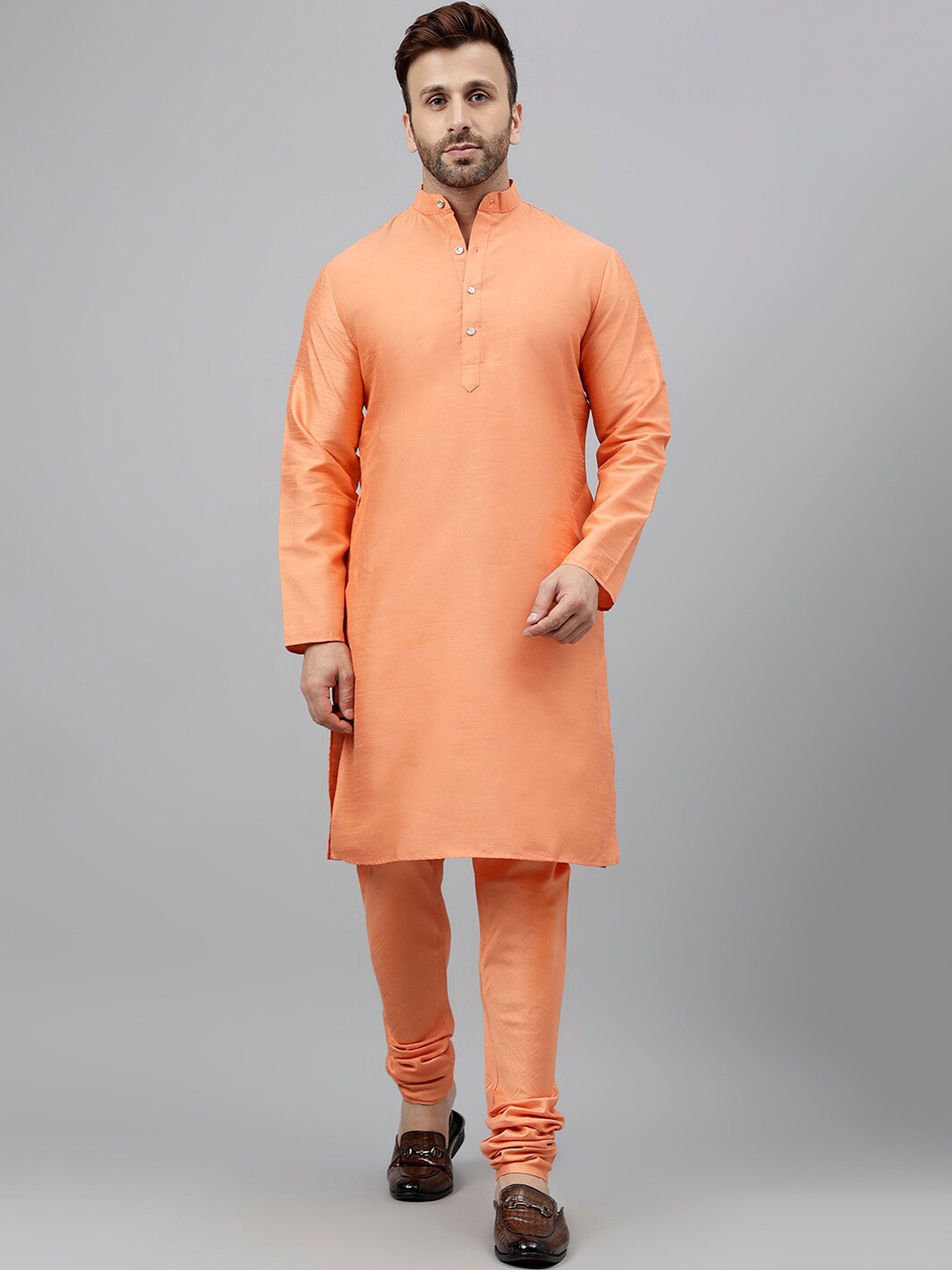 

Vgyaan Mandarin Collar Kurta with Churidar, Peach