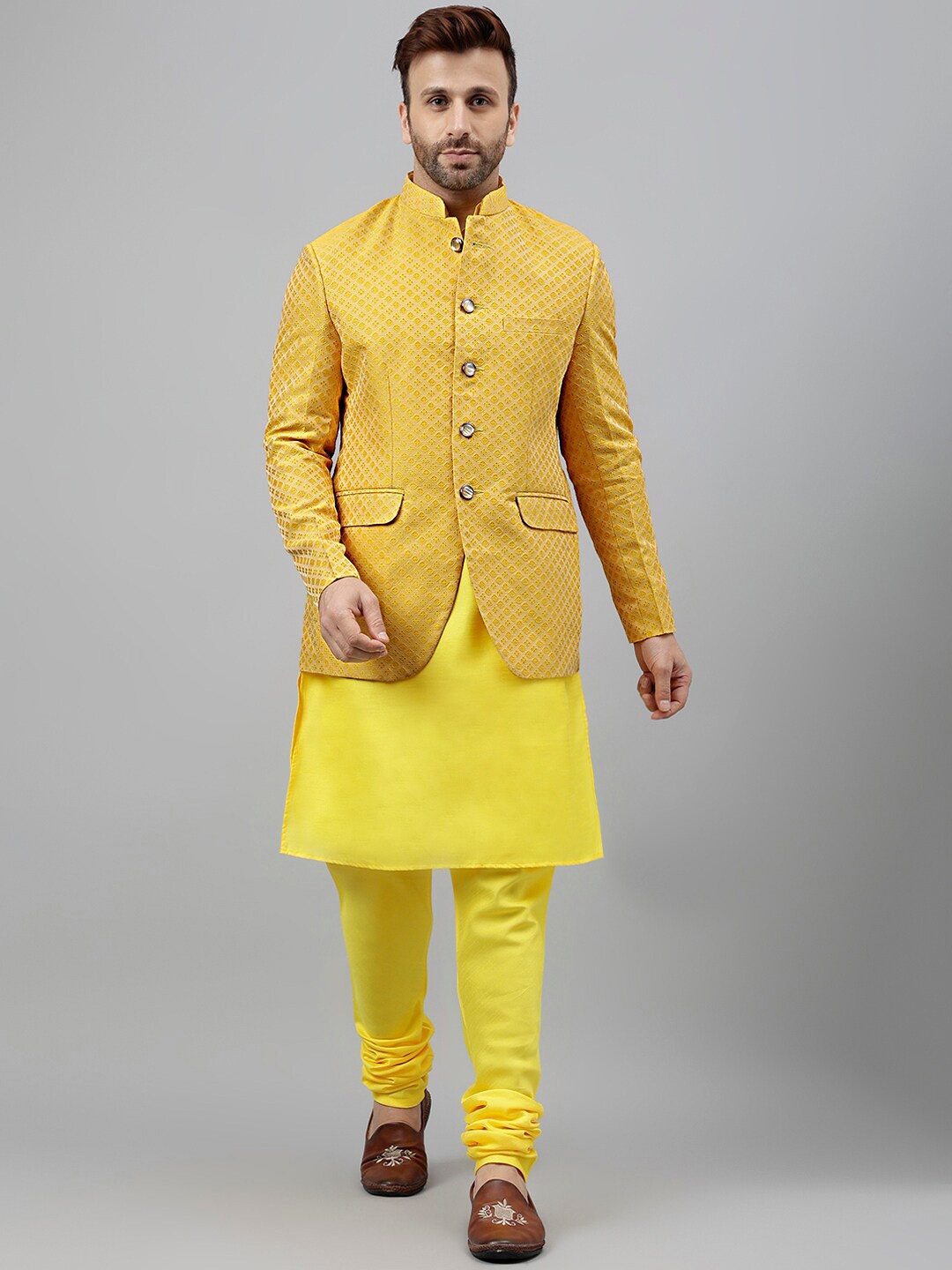 

Vgyaan Mandarin Collar Kurta with Pyjamas, Yellow