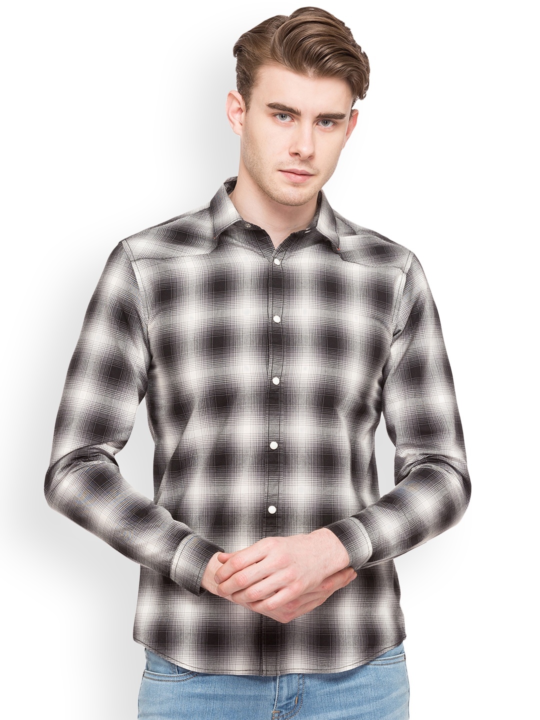 

Globus Men Black & Grey Slim Fit Checked Casual Shirt