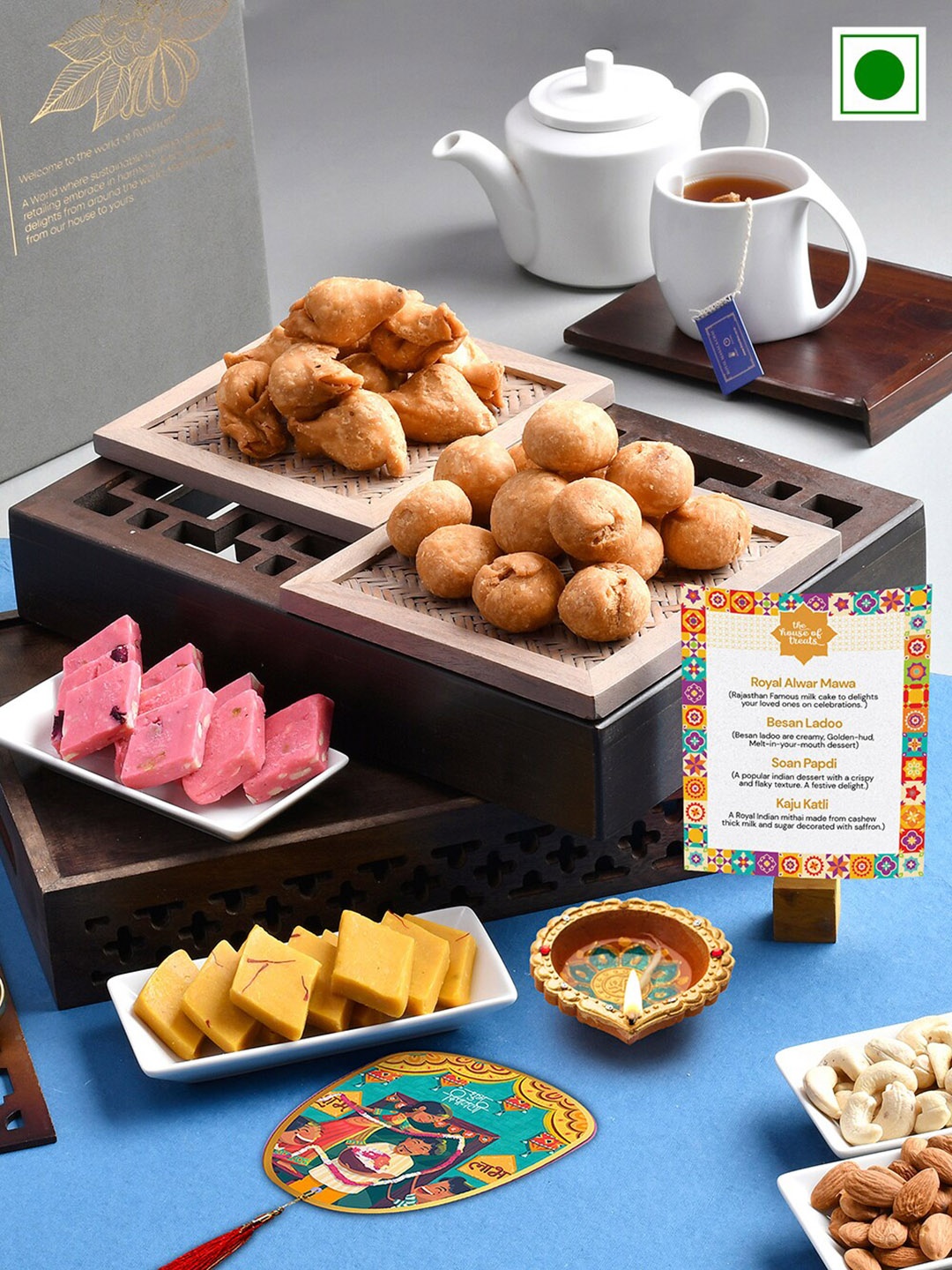 

RawFruit Diwali Assorted Gifts Set- 200 gms Each, Gold