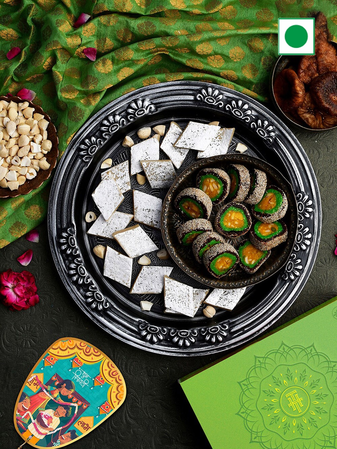

RawFruit Diwali Anjeer Chakkar and Kaju Katli-200 gms Each, Gold